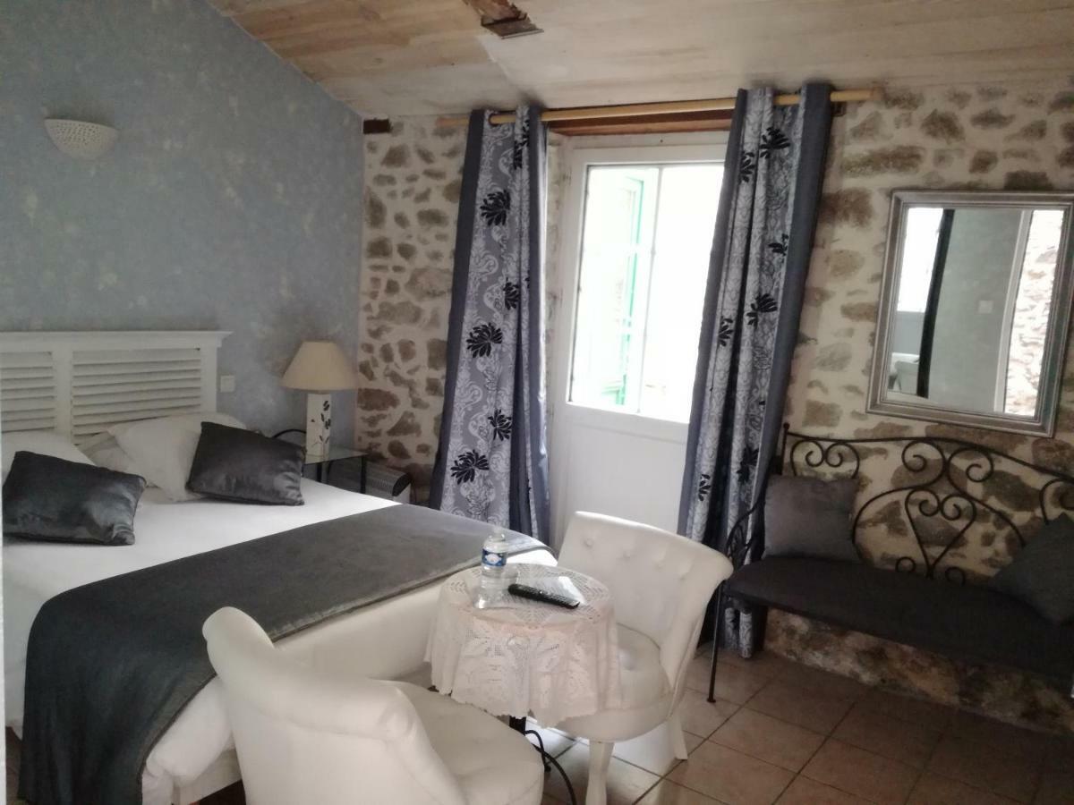 La Traineliere Bed & Breakfast Les Epesses Exterior photo